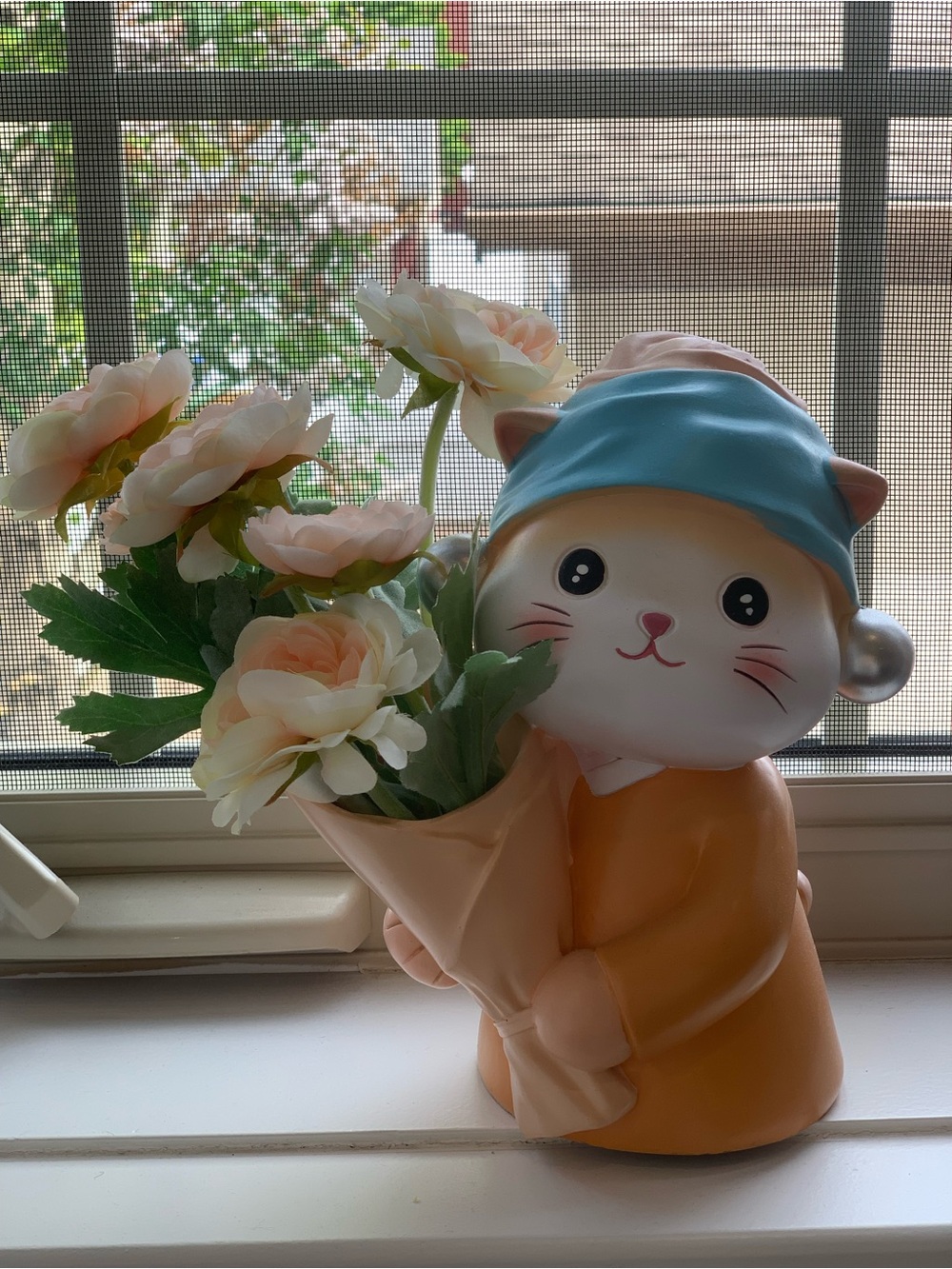 Cute Cat Vase Planter with Pink Flowers